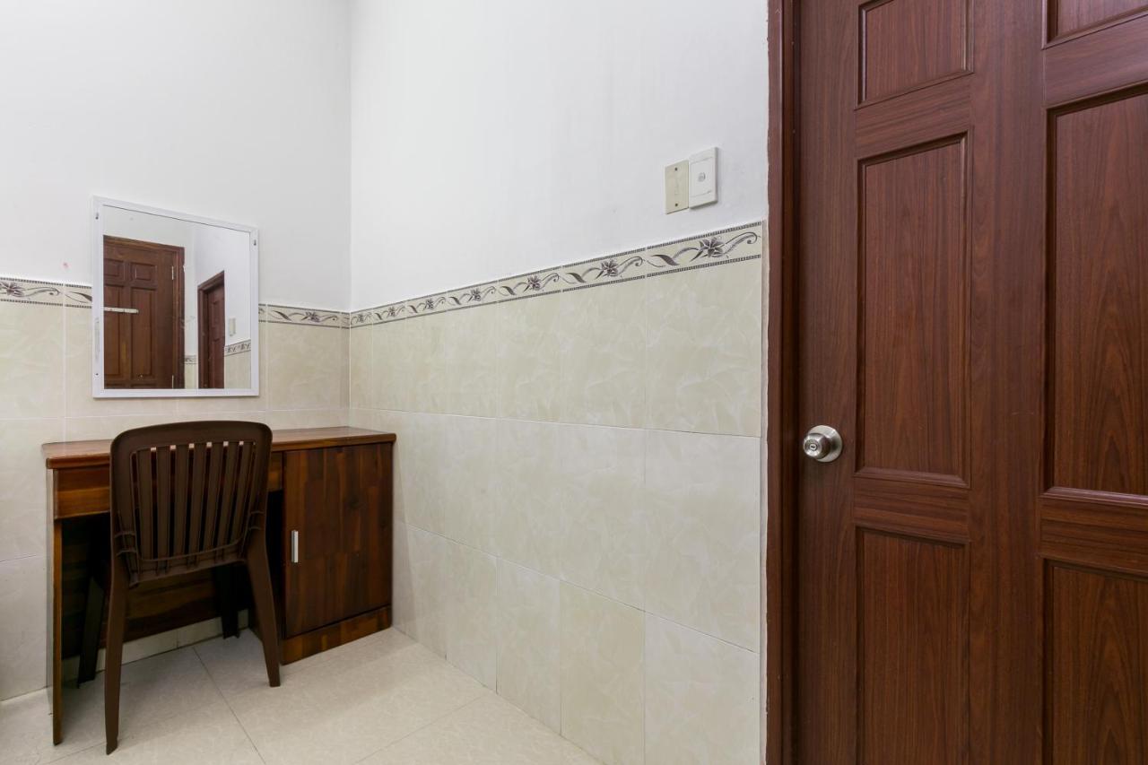Oyo 372 Vy Ha Hotel Ho Či Minovo Město Exteriér fotografie